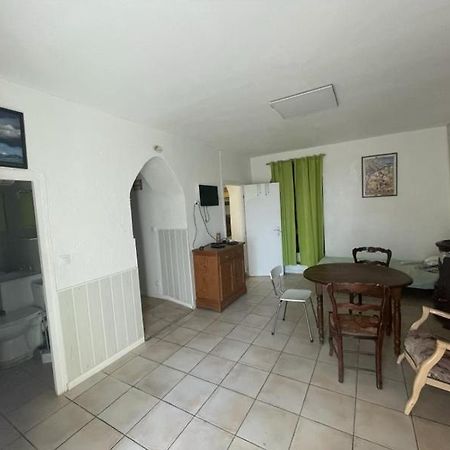 2 Pieces Calmes Vue Mer Brando Exterior photo